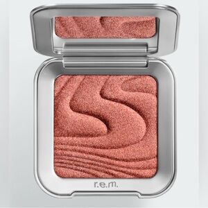 r.e.m.beauty Interstellar Highlighter Topper Miss Jupiter